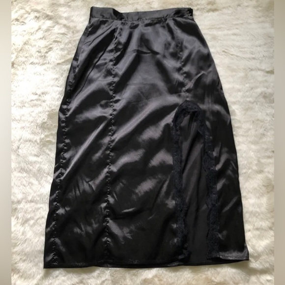 Maxi Skirt - Picture 1 of 5